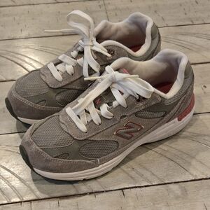 New Balance 993 Pink and White Sneakers Kids 2.5